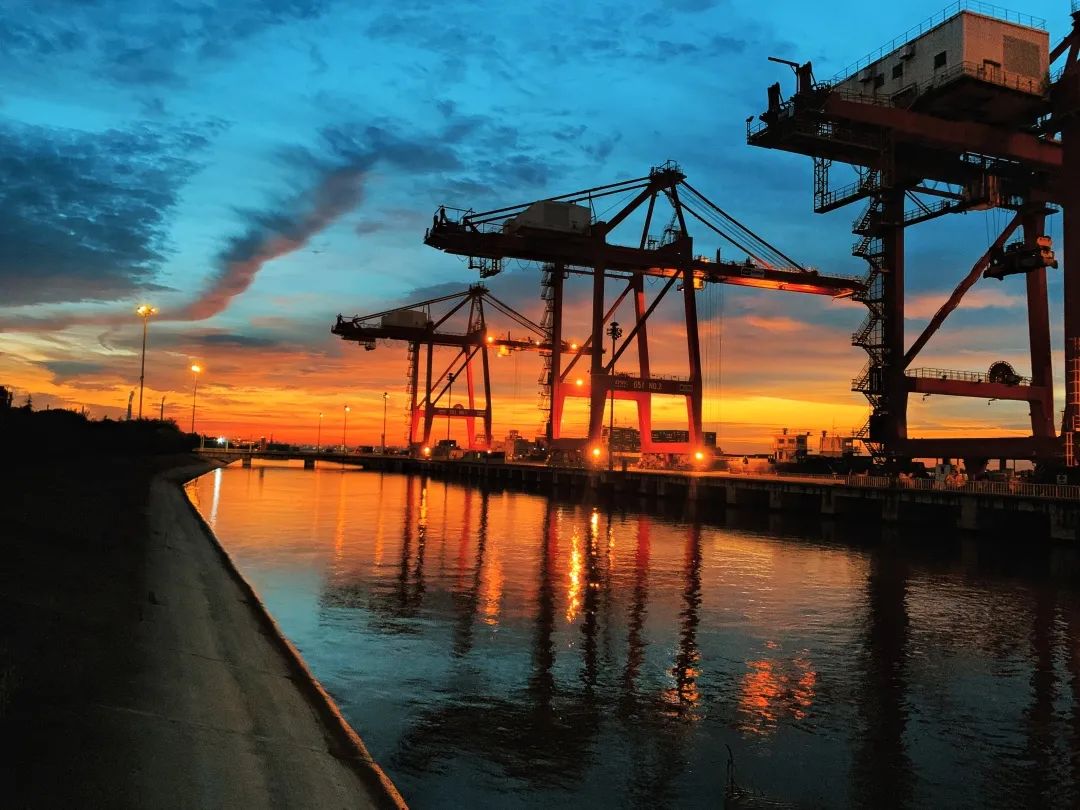 90%以上外贸货物通过港口进出 中国港口发展已走在世界前列