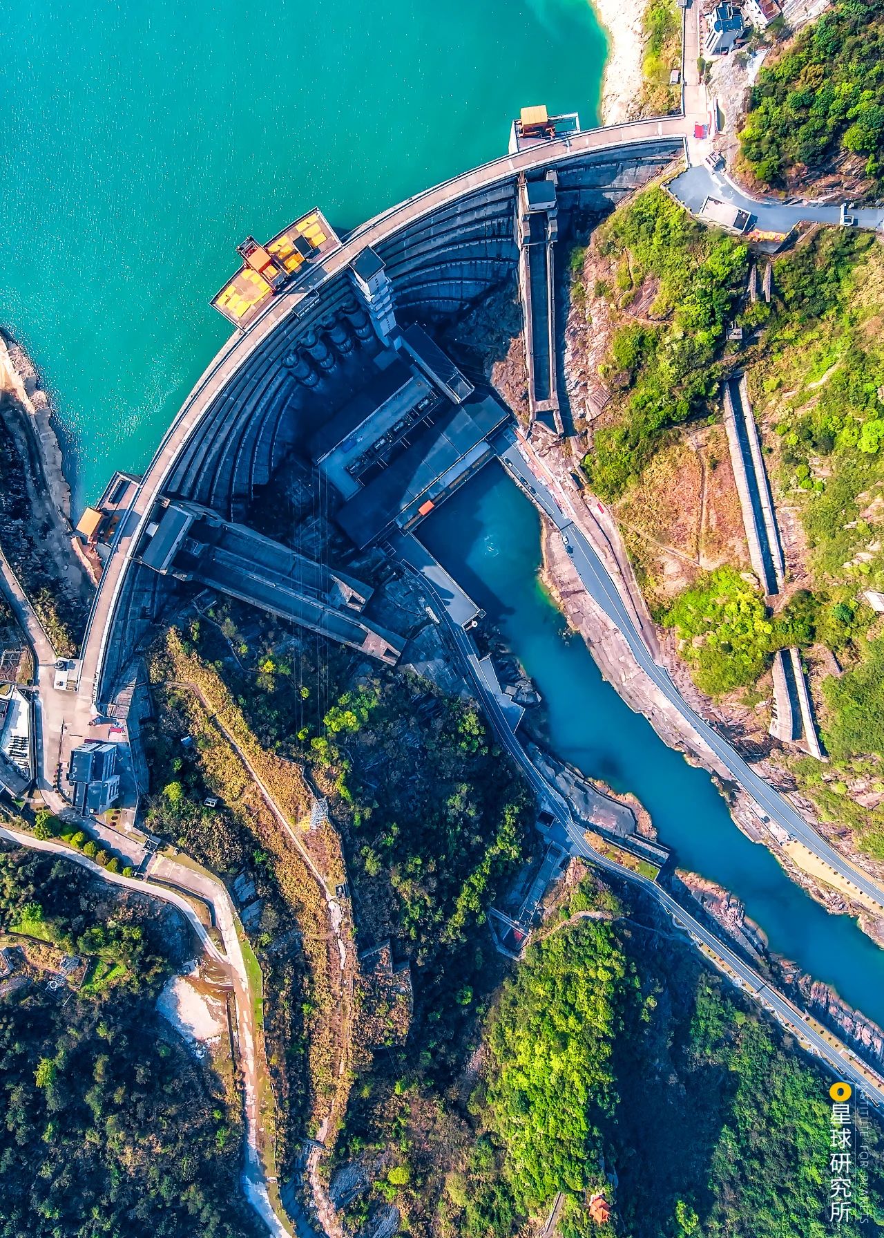 中国电建市政建设集团有限公司 集团信息 【特稿】“超级大坝”是怎样炼成的